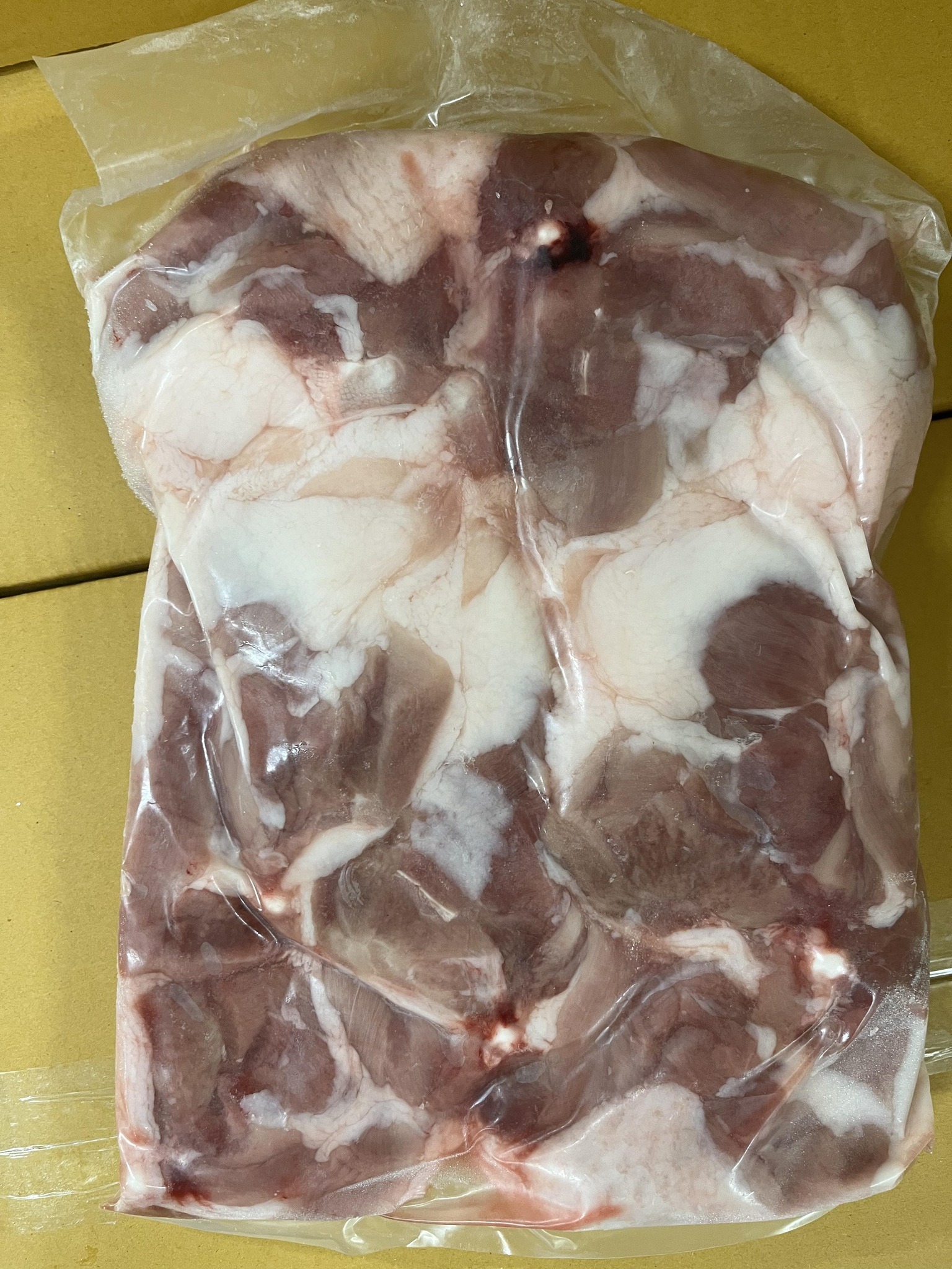 冷凍アヒルのもも・ĐÙI VỊT ・鸭腿